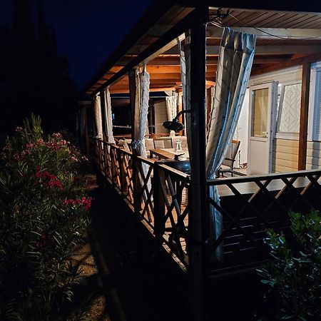 Mobile Home Sea Fairy , Jezera , Murter ทิสโน ภายนอก รูปภาพ