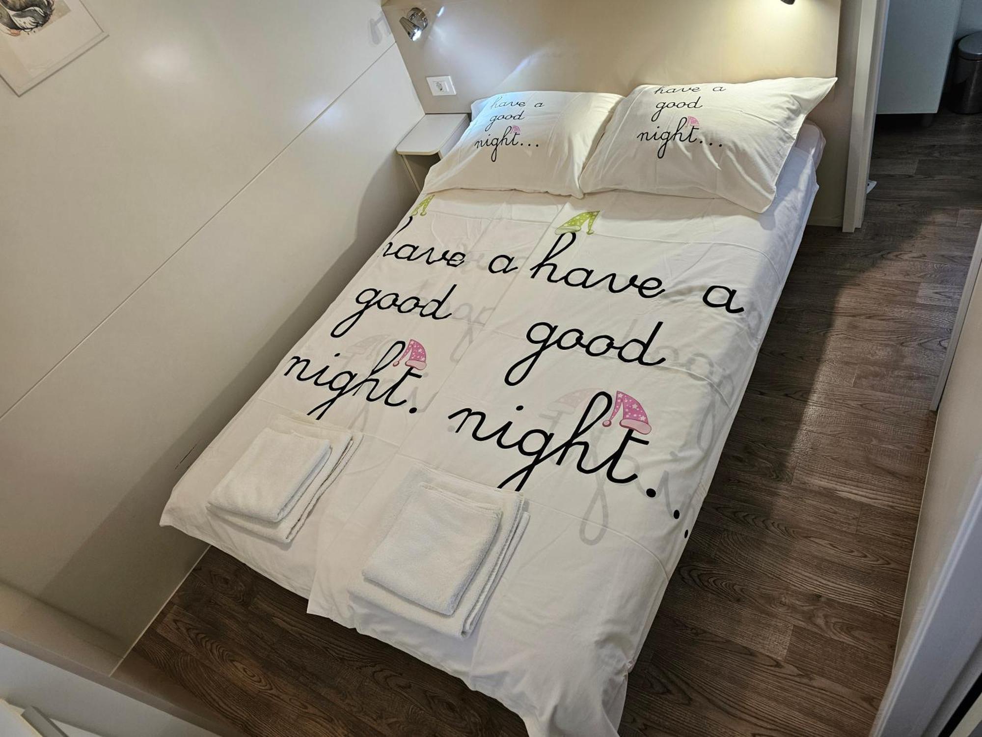 Mobile Home Sea Fairy , Jezera , Murter ทิสโน ภายนอก รูปภาพ