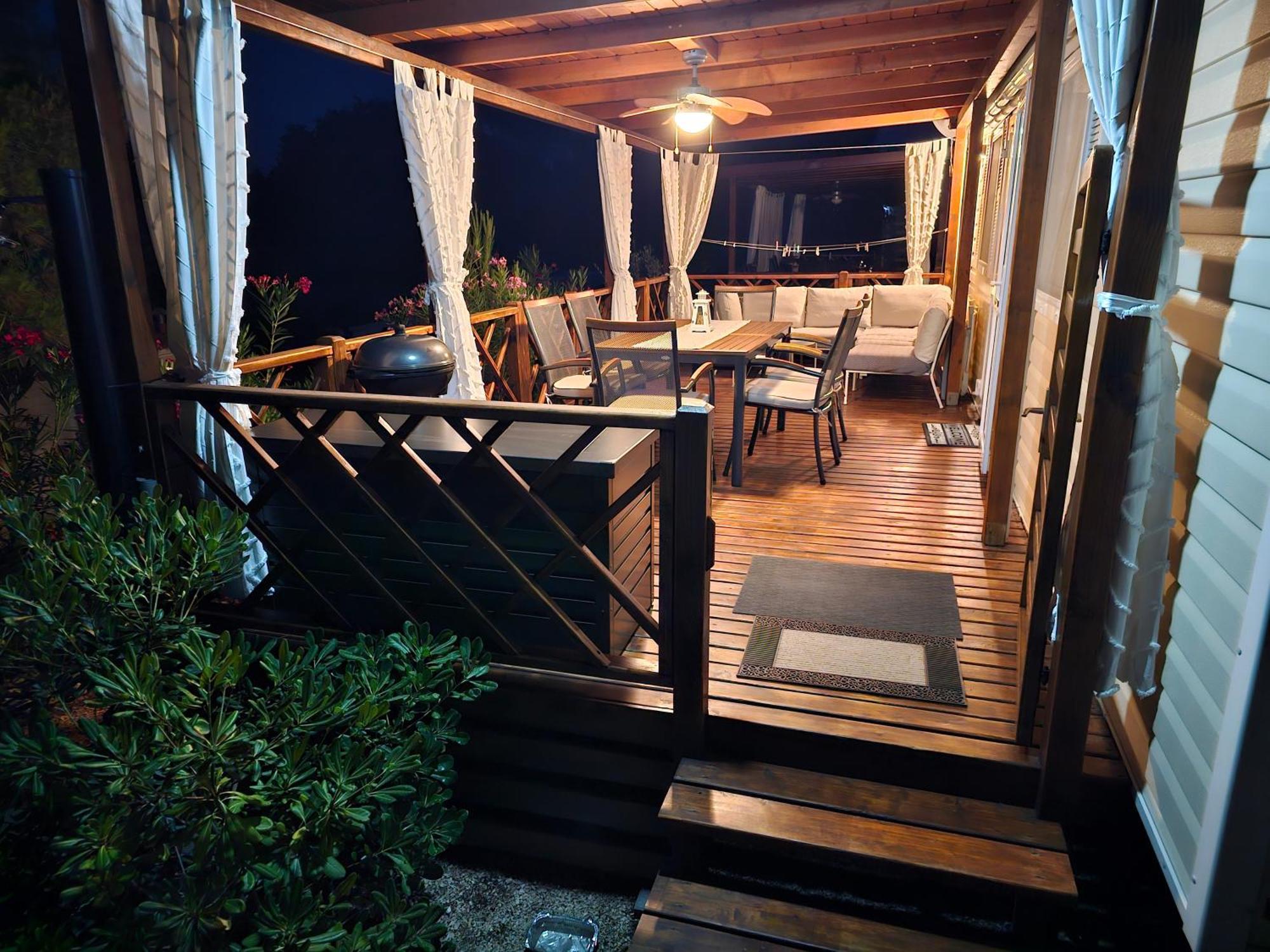 Mobile Home Sea Fairy , Jezera , Murter ทิสโน ภายนอก รูปภาพ